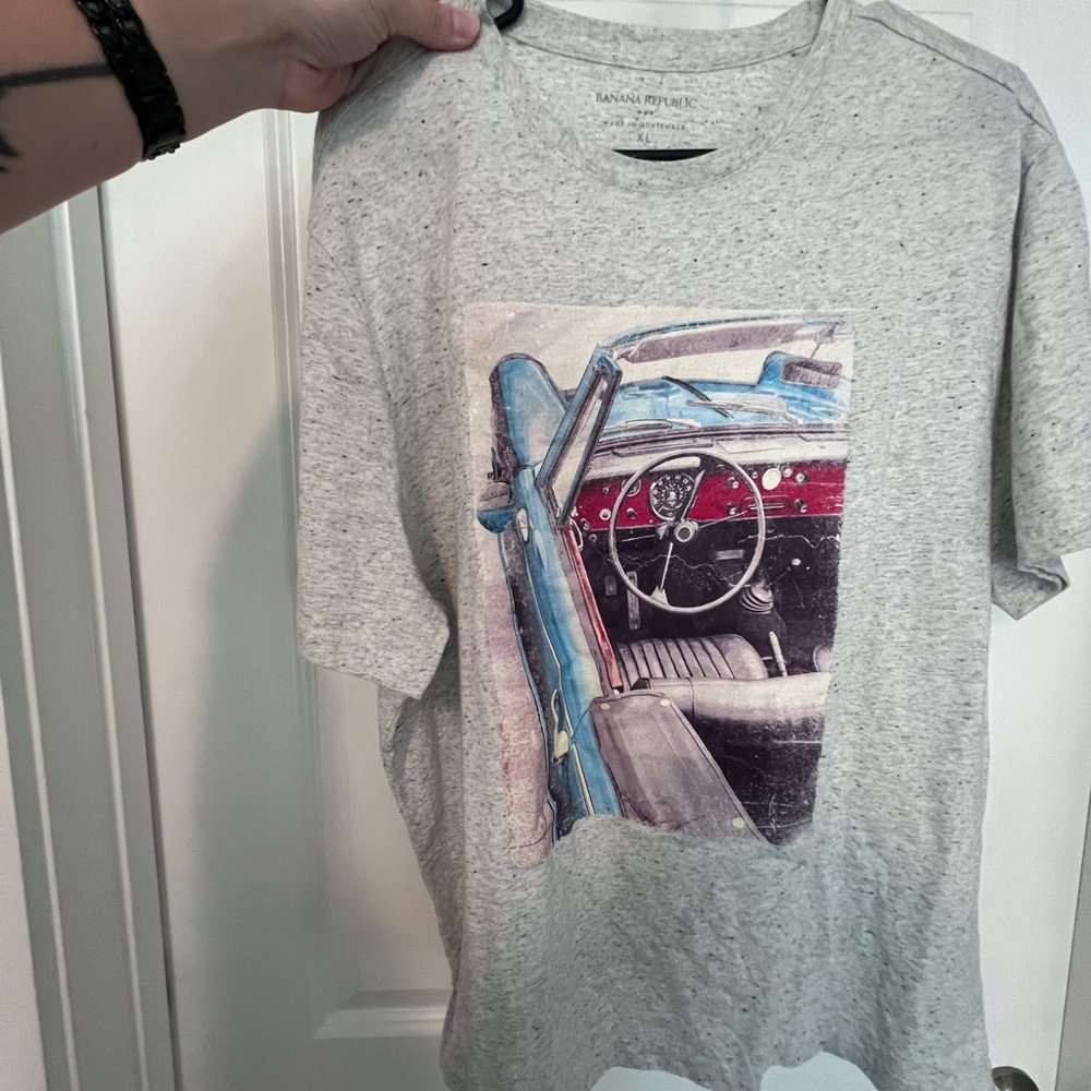 Banana Republic Blue and Red Convertible Graphic Tee